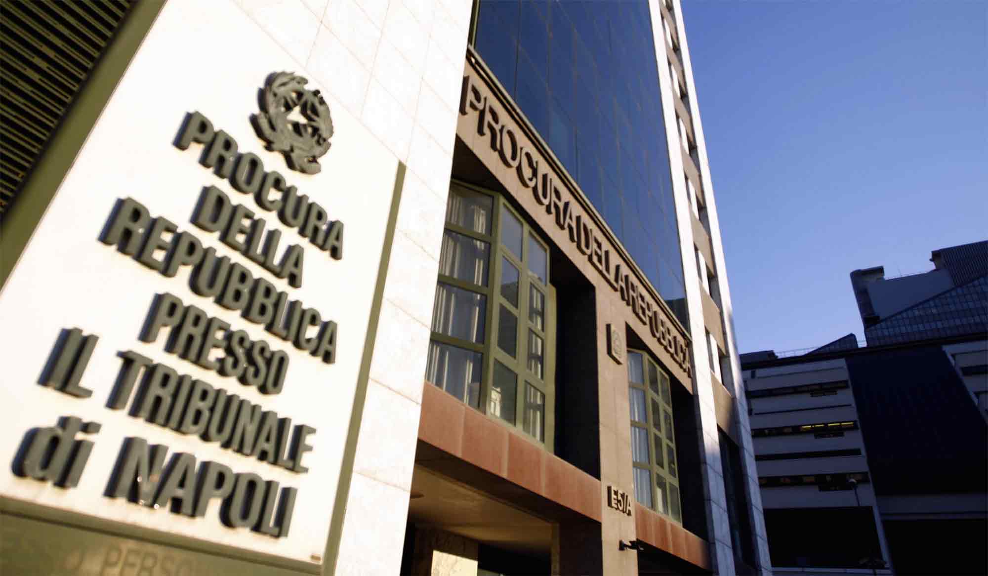 Asl Napoli 1: inchiesta della Finanza, voti di scambio e regali