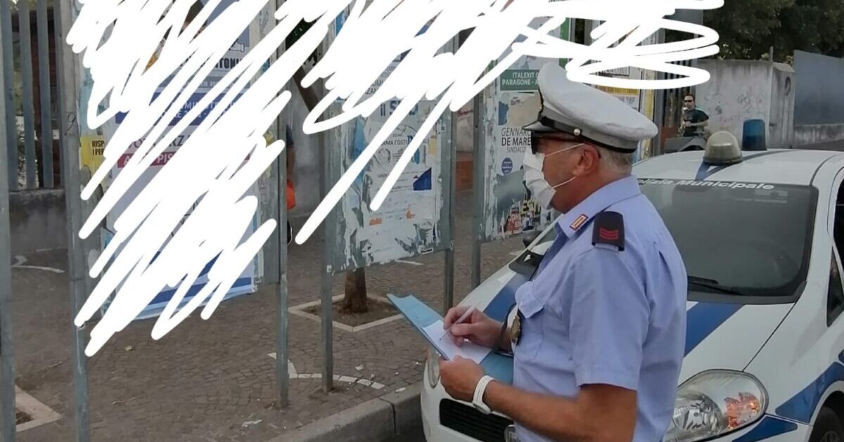 Arzano: Stangata sulle affissioni elettorali. Bloccati gli attacchini ed oltre 20 sanzioni e tutela del decoro urbano