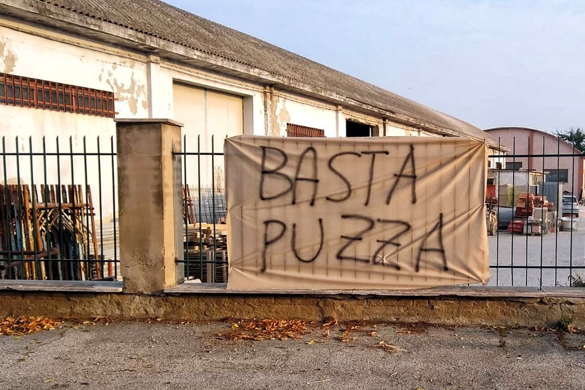 Indagine avviata dalla Procura sui miasmi nell’area Nord di Napoli