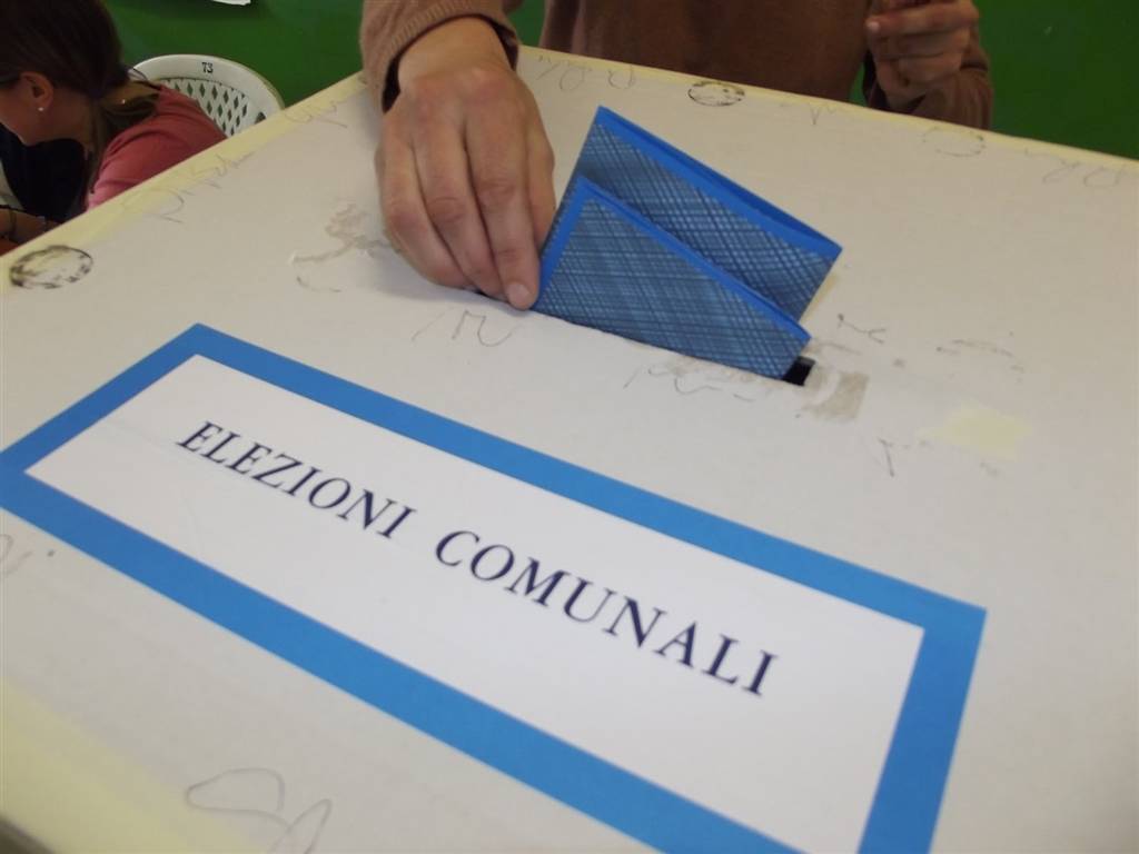 Milano, Bologna e Napoli al Centrosinistra, Roma e Torino al ballottaggio