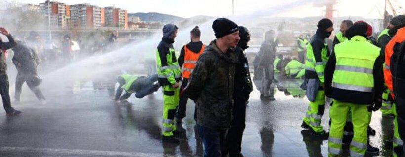 Trieste: liberato il porto dopo giorni di tensione con i “No green pass”
