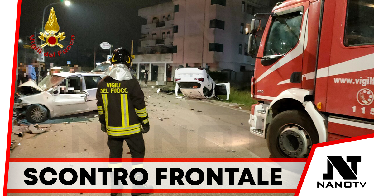 Scontro a San Marco Evangelista: automobilisti estratti dai Vigili del Fuoco