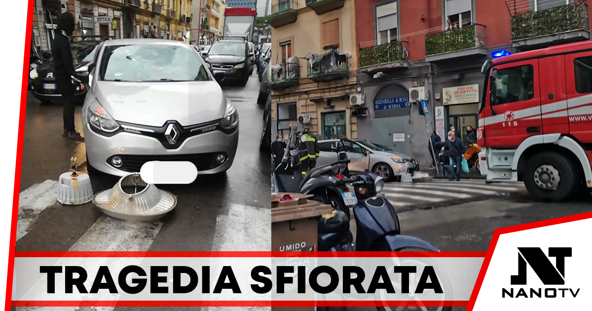 Tragedia sfiorata in via Rimini, lampada si stacca e colpisce auto