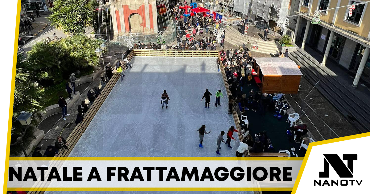 Frattamaggiore: inaugurata la pista di pattinaggio sul ghiaccio