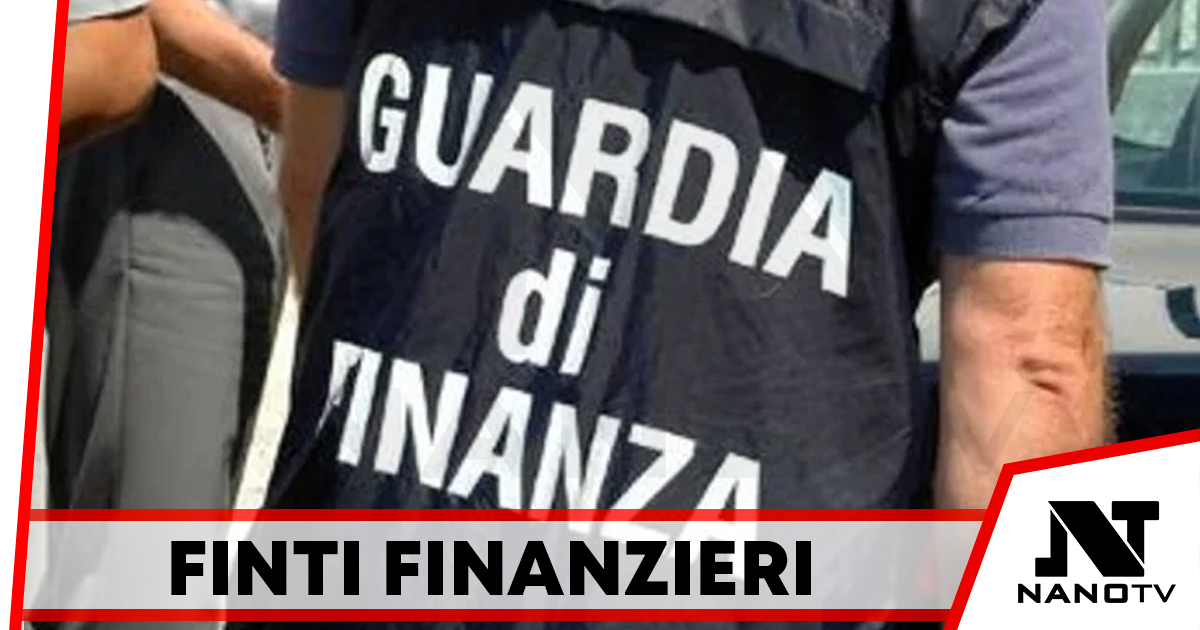 Parete. Si fingono finanzieri per rubare in una villa