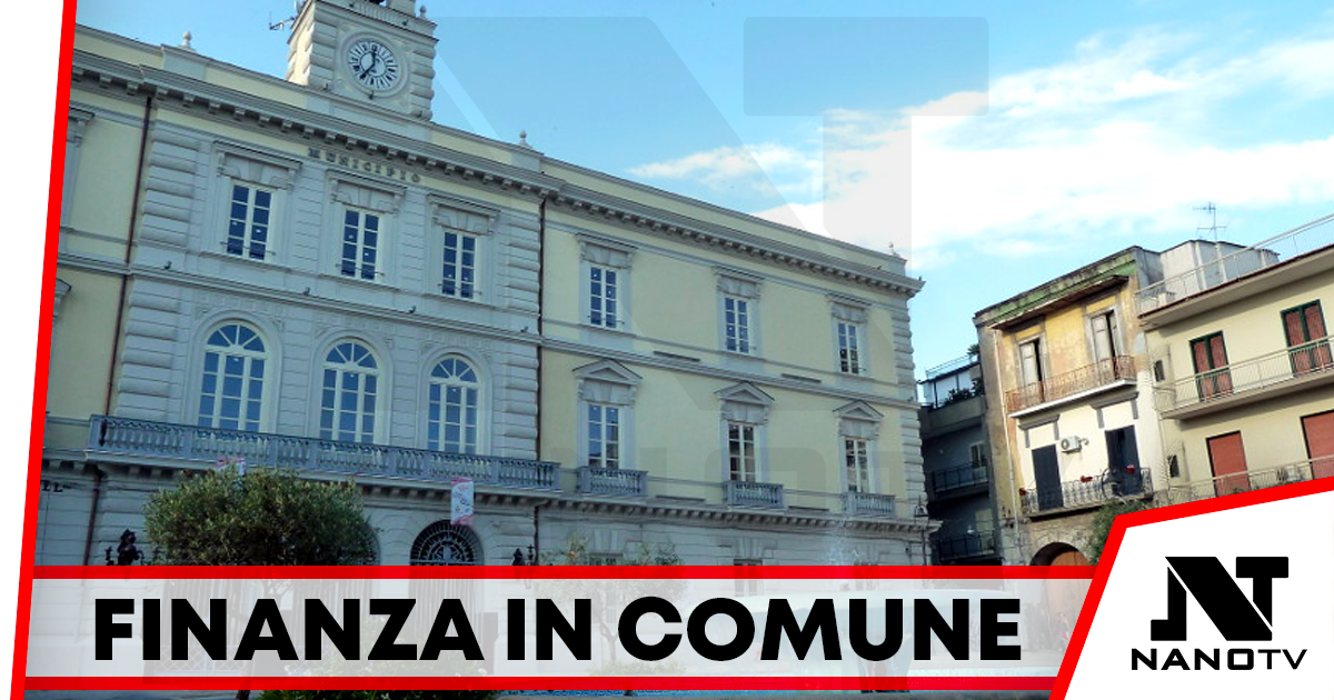 Afragola: arriva la Finanza in Comune, presi documenti sui rifiuti