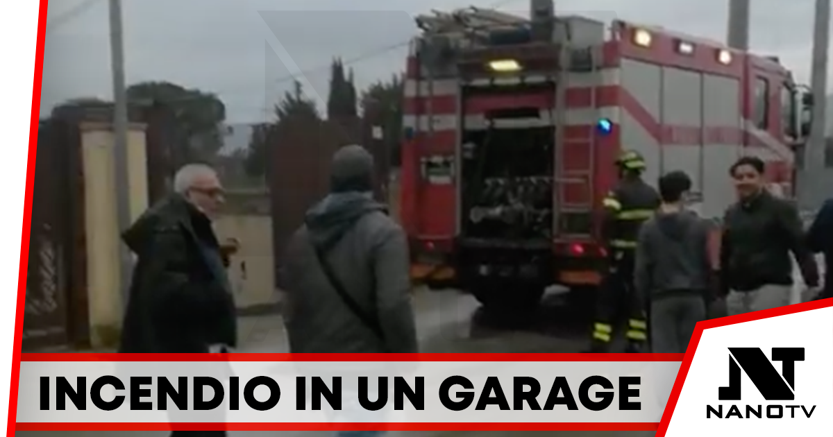 Acerra: incendio in un garage di una palazzina residenziale