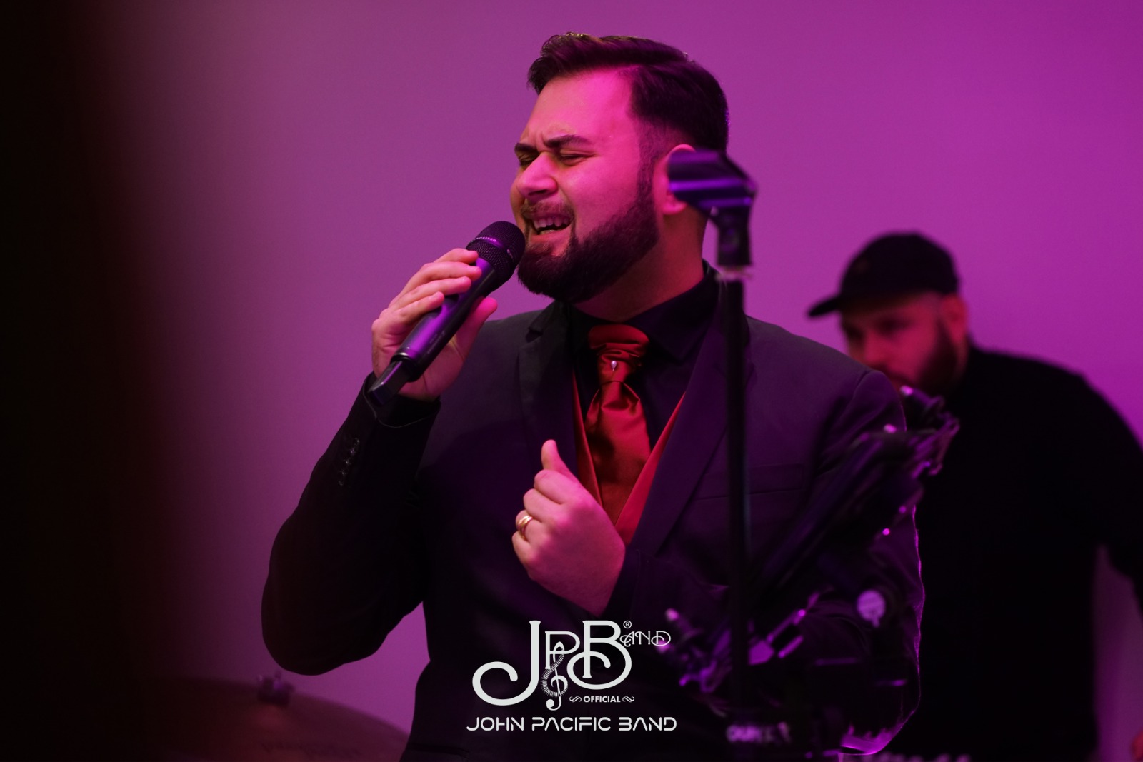 John Pacific band devolve il ricavato ad associazioni per invalidi