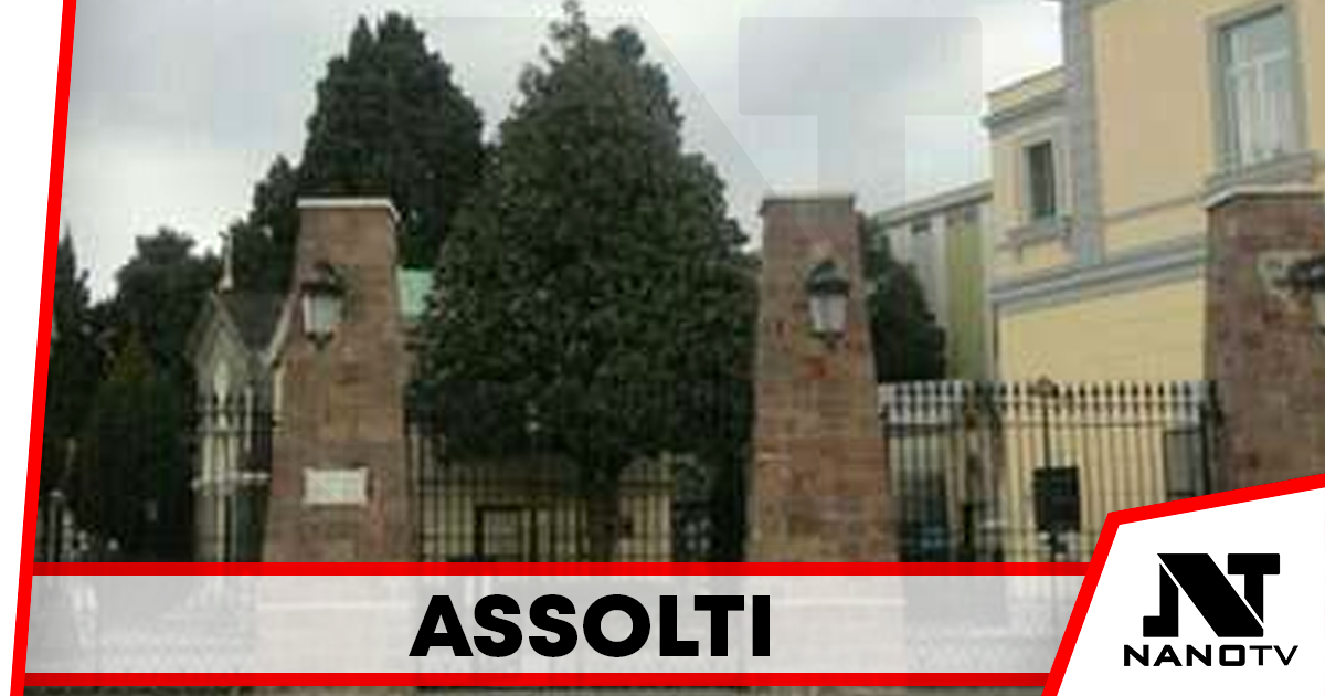 Truffe dei loculi al cimitero di Casoria-Casavatore ed Arzano, assolti per prescrizione