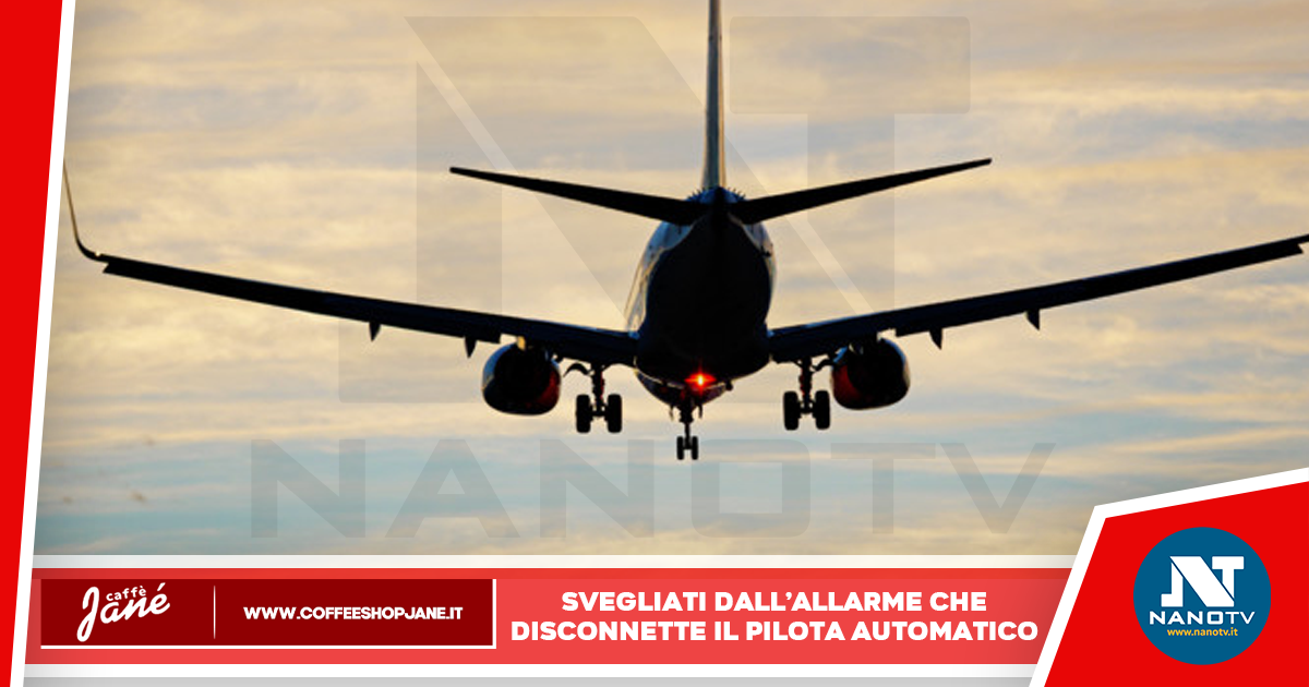 Si addormentano in volo e mancano l’atterraggio: piloti svegliati dall’allarme