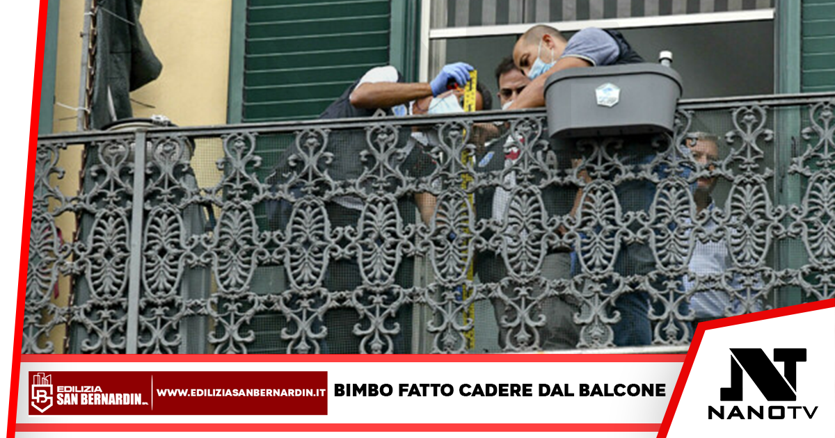 Bimbo fatto cadere da balcone a Napoli, 18 anni al domestico