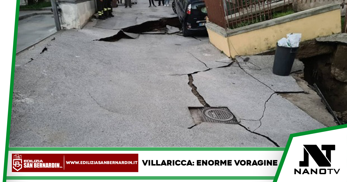 Villaricca: voragine squarcia la strada