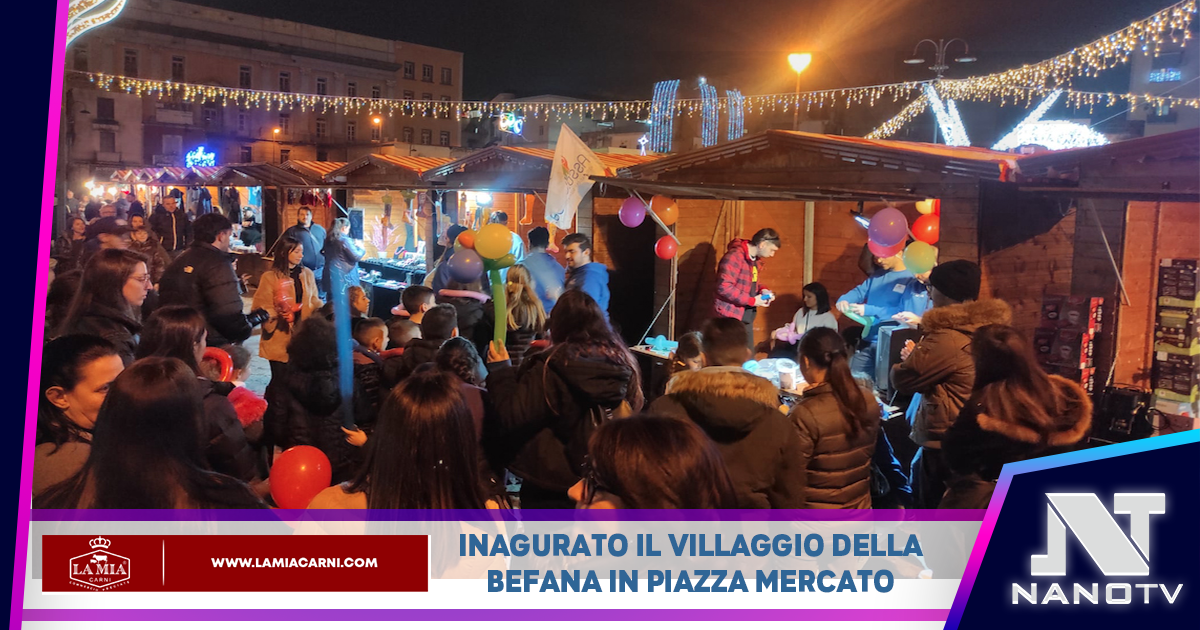 Napoli: il villaggio della Befana apre in Piazza Mercato, tra giocattoli dolci e calze