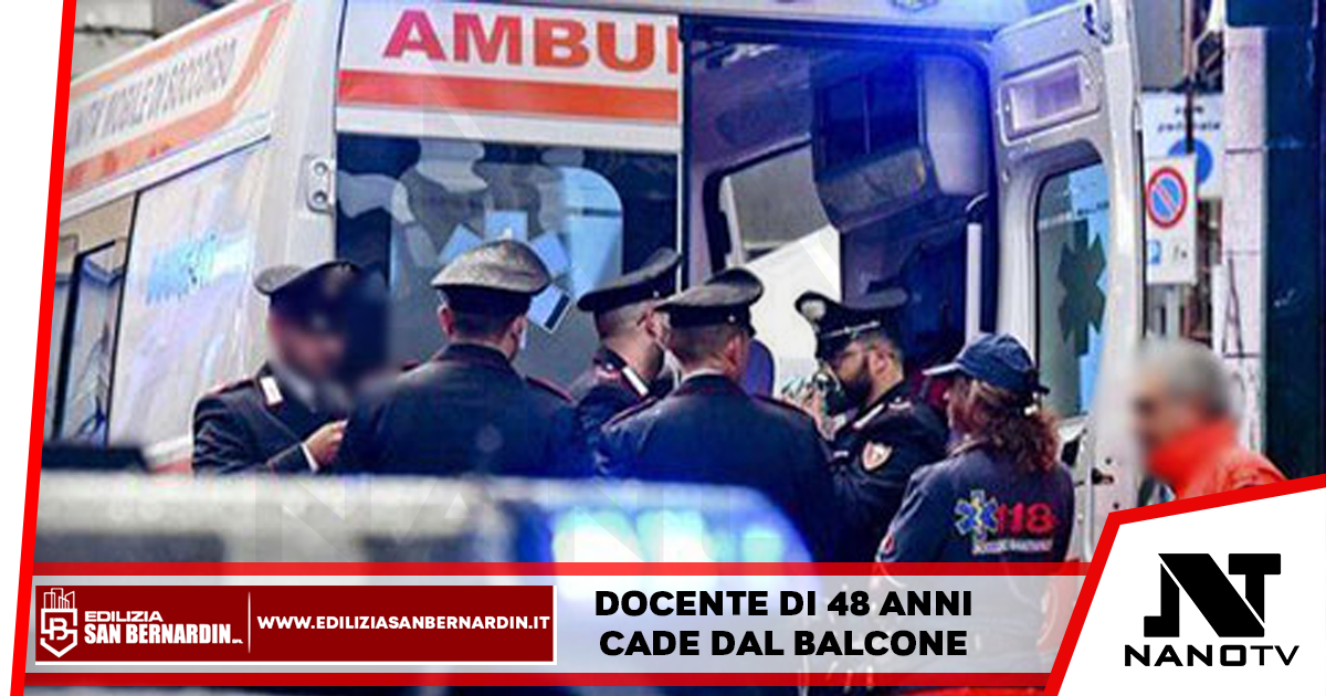 Docente precipita dal balcone