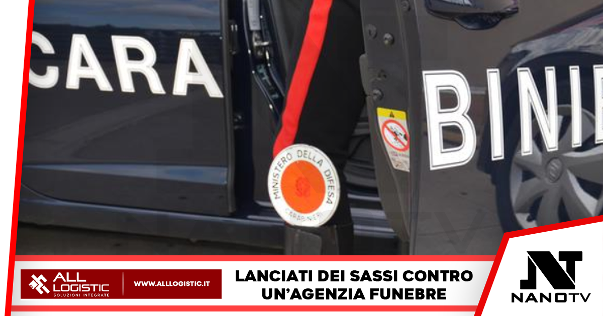 Napoli: Lanci di pietre contro un’agenzia funebre in via Porta Medina, forse gesto di vandalismo