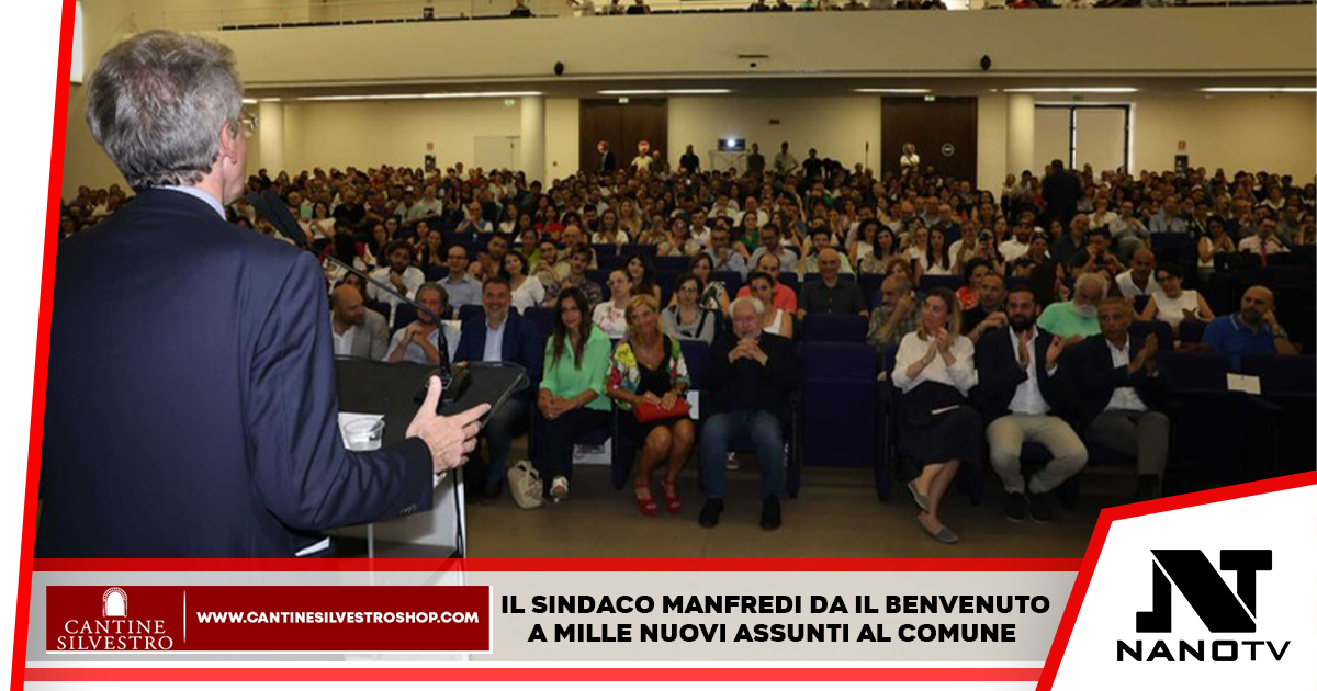 Napoli: Cerimonia di benvenuto per Mille nuovi assunti al comune di Napoli con il sindaco Manfredi