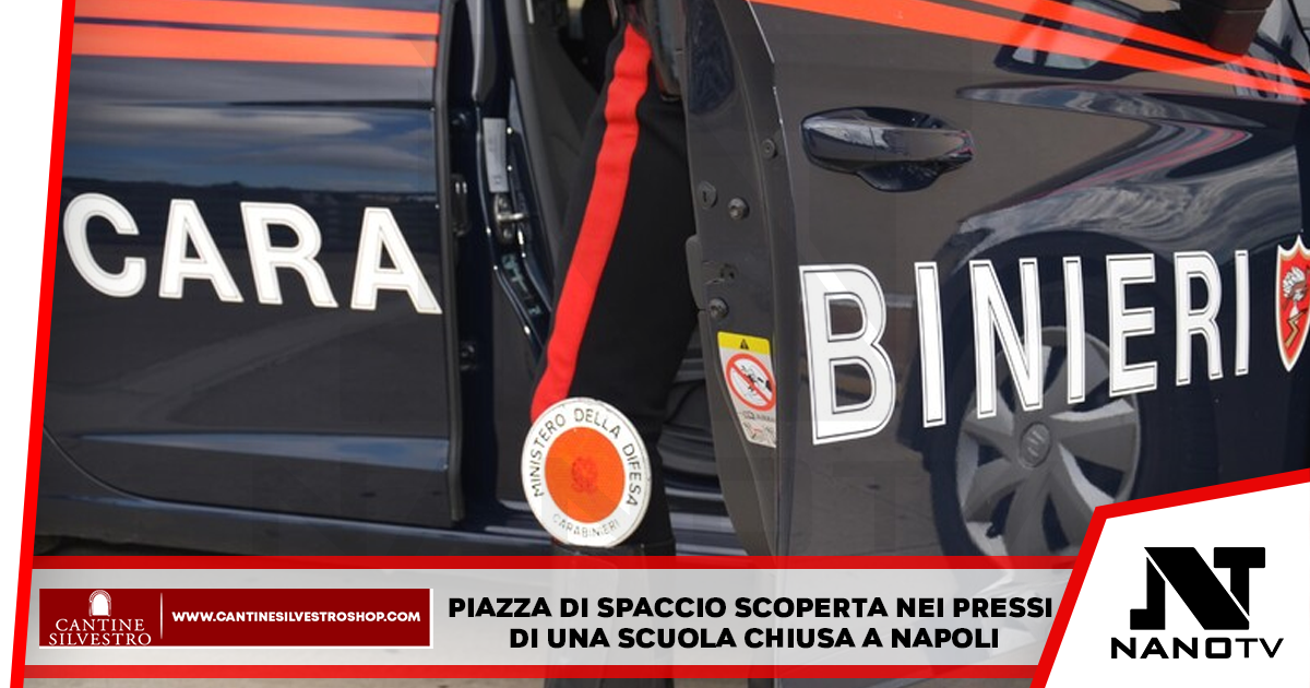 Piazza di spaccio scoperta nei pressi di una scuola chiusa a Napoli
