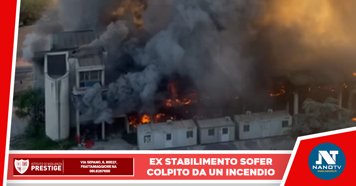 Incendio devasta ex stabilimento della Sofer ad Arco Felice