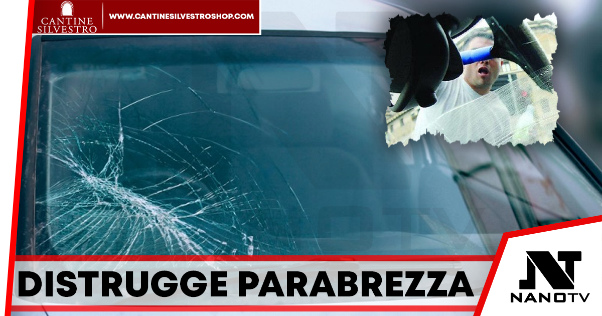 Lavavetri distrugge parabrezza di un’auto dopo il rifiuto del pagamento al semaforo