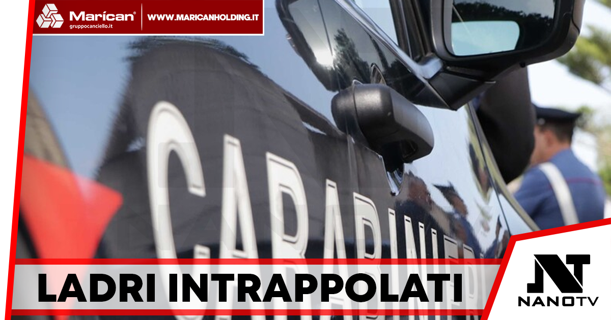 Fuga Rischiosa a Castellammare di Stabia: Ladri in Auto Rubata Intrappolati in un Vicolo Stretto