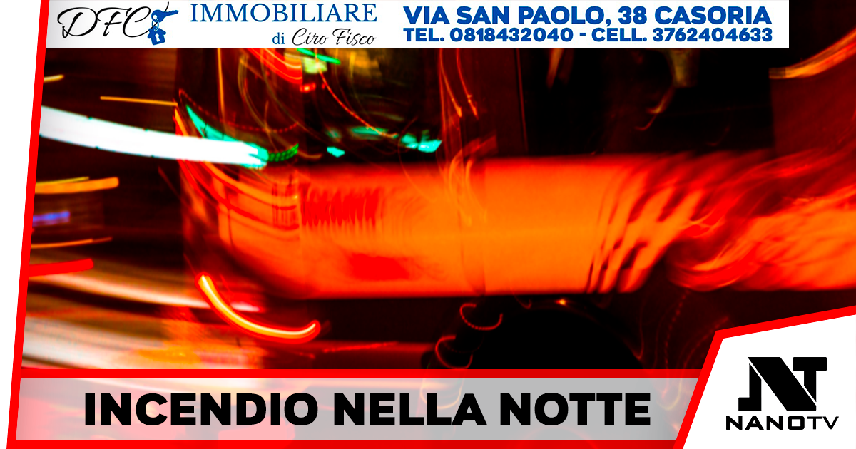 Napoli: incendio nella notte, danneggiato un esercizio commerciale. Si indaga