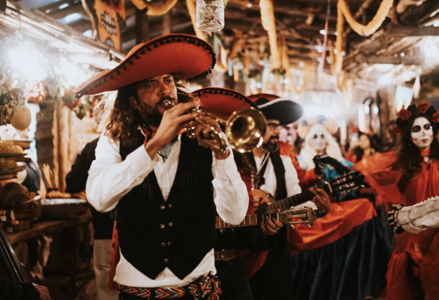 “Dìa de Los Muertos – Villaggio di Coco”: riparte da Umoya il viaggio tra tradizioni e atmosfere messicane