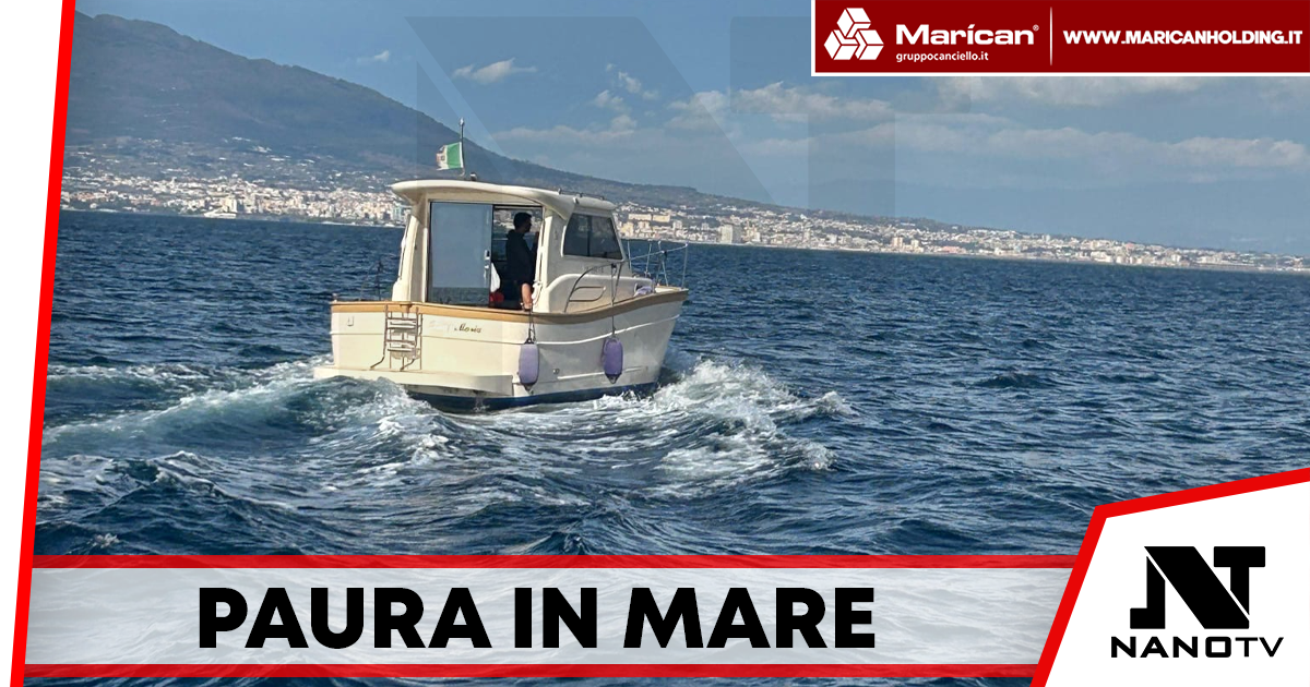 Paura in mare: barca contro scoglio, due persone salvate a Castellammare di Stabia