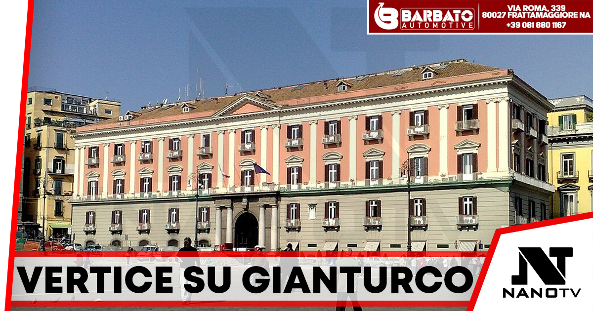 Incendio a Gianturco, riunione in Prefettura: intensificati i controlli ambientali e contro lo sciacallaggio