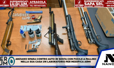 Anziano spara contro auto in sosta con fucile a pallini Nella sua casa un laboratorio per la modifica delle armi