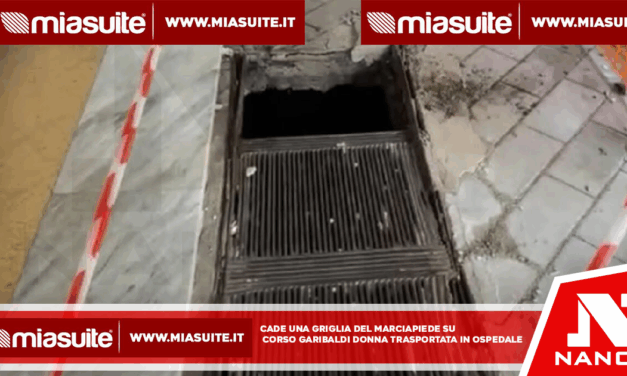 Cede una griglia del marciapiede su Corso Garibaldi: donna trasportata in ospedale