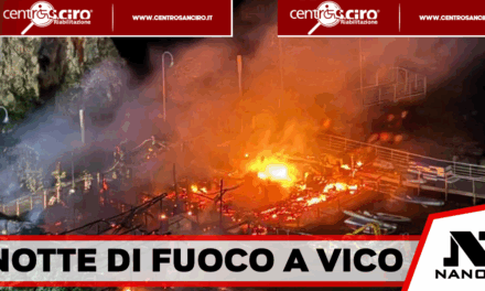 Marina di Vico, esplosione e incendio nella notte: distrutti i lidi “Baia Santa Margherita” e “Da Vittorio”