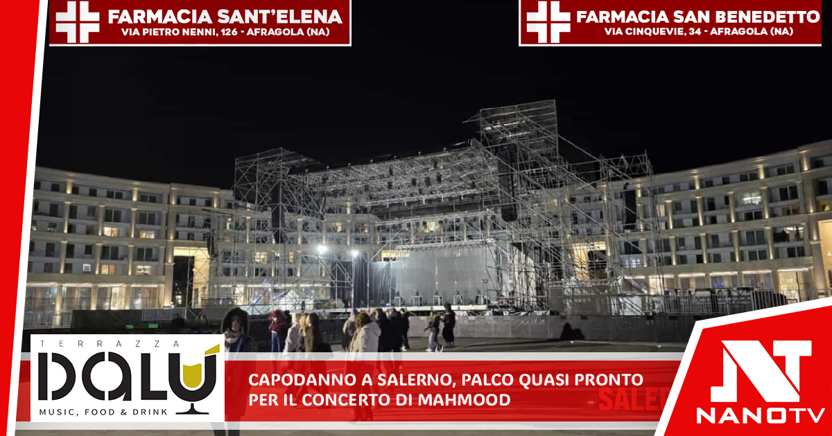 Capodanno a Salerno, palco quasi pronto per il concerto di Mahmood
