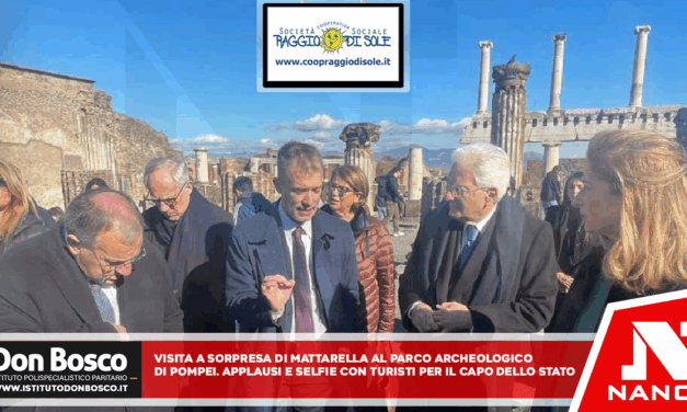 Visita a sorpresa di Mattarella al Parco archeologico di Pompei Applausi e selfie con turisti per il Capo dello Stato