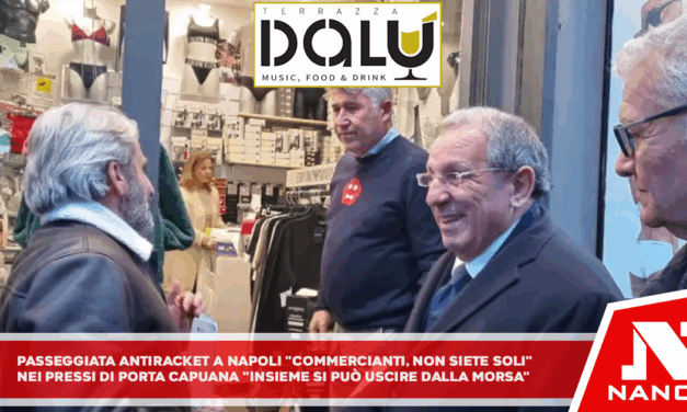 Passeggiata antiracket a Napoli, ‘commercianti, non siete soli’ Nei pressi di Porta Capuana,’insieme si può uscire dalla morsa ‘