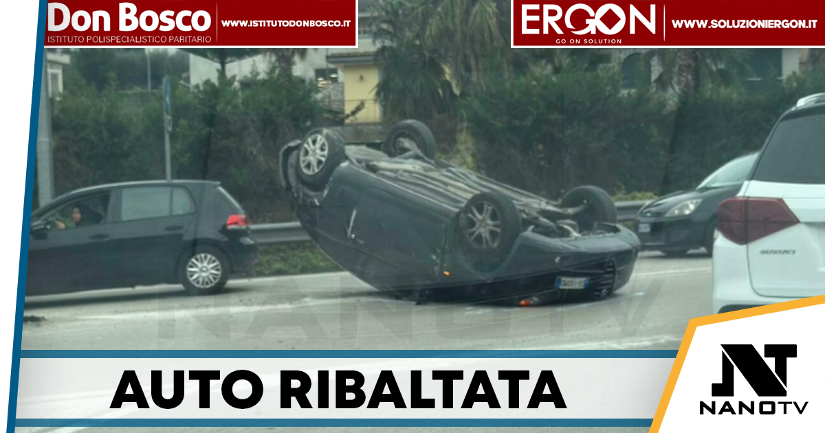Cava de’ Tirreni, schianto e ribaltamento in via Arti e Mestieri