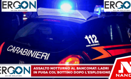 Assalto notturno al bancomat: ladri in fuga col bottino dopo l’esplosione