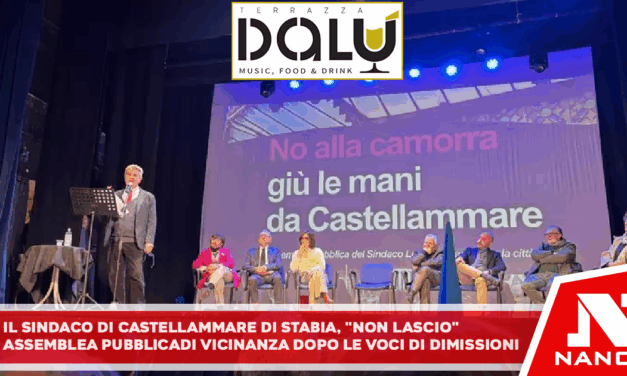 Il sindaco di Castellammare di Stabia, “non lascio” Assemblea pubblica di Vicinanza dopo le voci di dimissioni e accuse di infiltrazioni