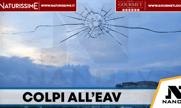 Proiettili contro gli uffici Eav a Porta Nolana, quattro fori sugli infissi