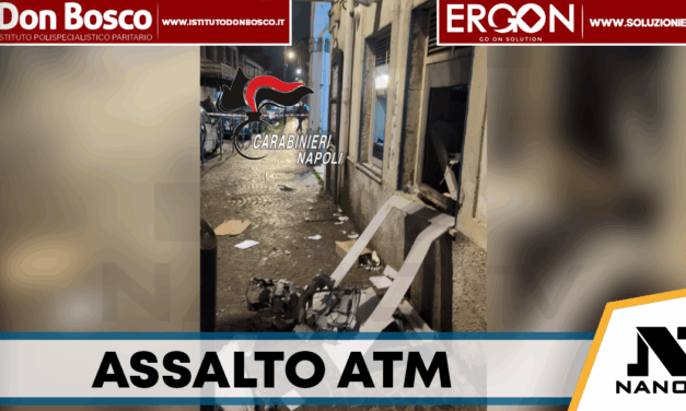 Napoli, assalto nella notte a un ATM: esplosione in via Minichino, banditi in fuga