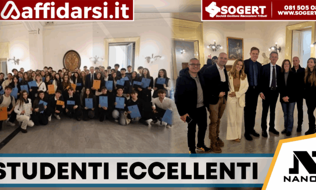 Napoli CENTOELODE, premiati a Palazzo San Giacomo 96 diplomati con il massimo dei voti