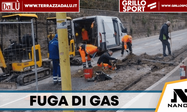 Maddaloni, tranciato tubo del gas durante lavori: evacuato un asilo