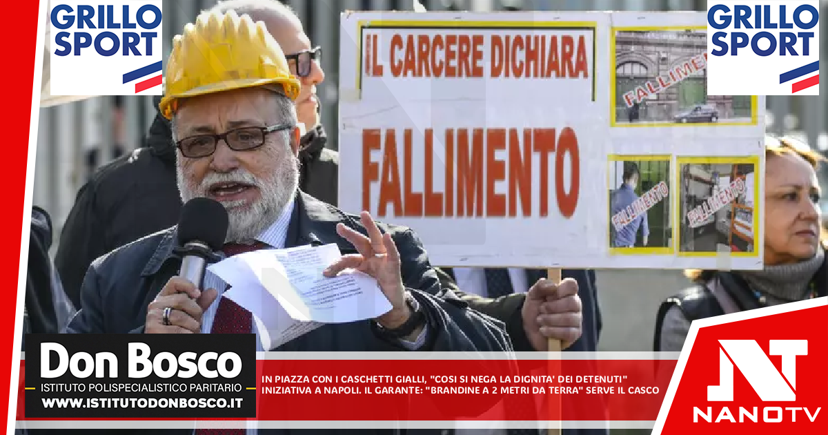 In piazza con i caschetti gialli, ‘così si nega la dignità dei detenuti’ Iniziativa a Napoli. Il Garante: ‘Brandine a due metri da terra, serve il casco’