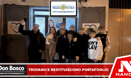 Trovano portafoglio con soldi e documenti e lo restituiscono integro