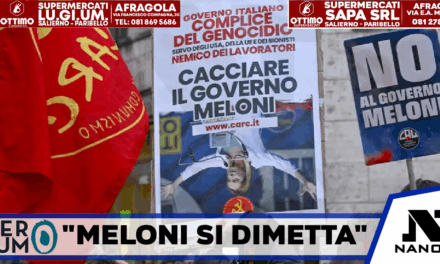 Centri sociali in piazza a Napoli, ‘no del popolo, ora Meloni si dimetta’ ‘Il 28 marzo tutti a Roma’. In un cartello la premier a testa in giù