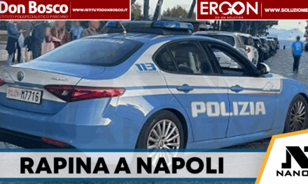 Piazza Municipio, aggredisce e rapina una ragazza: arrestato 19enne