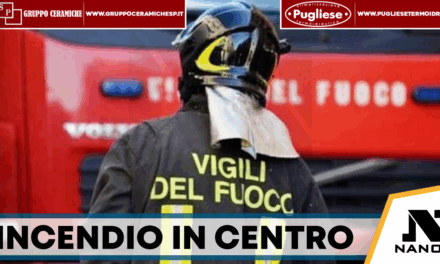 Paura in via Bracco, incendio sul tetto dell’Agenzia delle Entrate