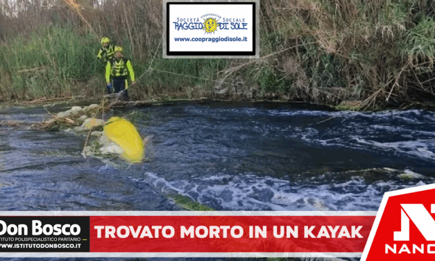 Trovato morto in un kayak ribaltato nel fiume