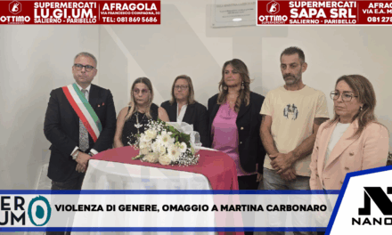 VIOLENZA DI GENERE, COMMOSSO OMAGGIO A MARTINA CARBONARO AL TORRENTE COL SOTTOSEGRETARIO FRASSINETTI. SINDACO BENE ABBRACCIA I GENITORI: “TUTTI RESPONSABILI DEL CAMBIAMENTO CULTURALE”