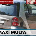 Casoria, parcheggia nello stallo disabili senza permesso: maxi multa a una 50enne