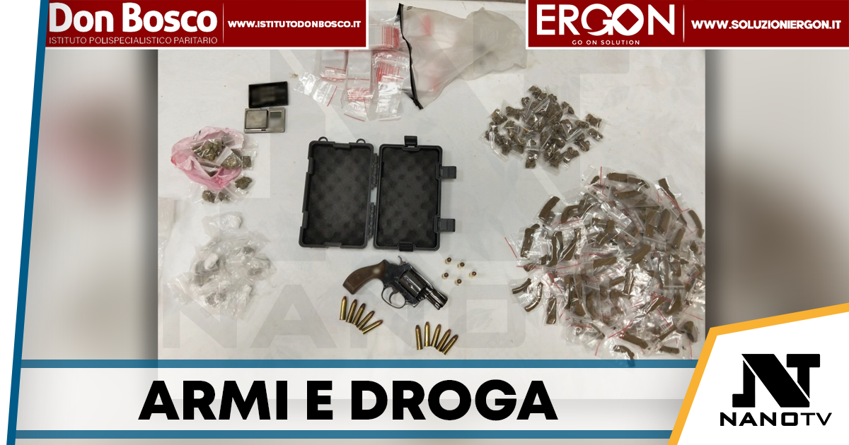 Quartieri Spagnoli, pistola e droga nascoste tra grondaie e cassette elettriche: maxi sequestro della Polizia